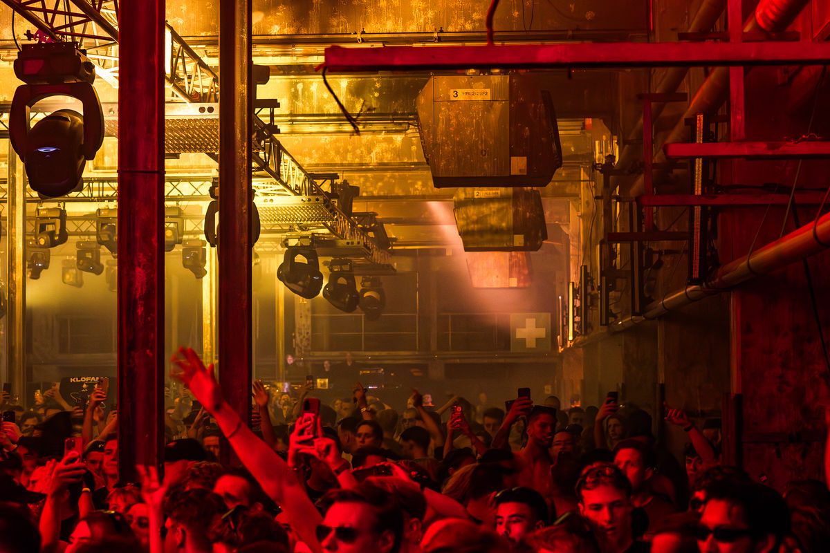 Loading... just a sec